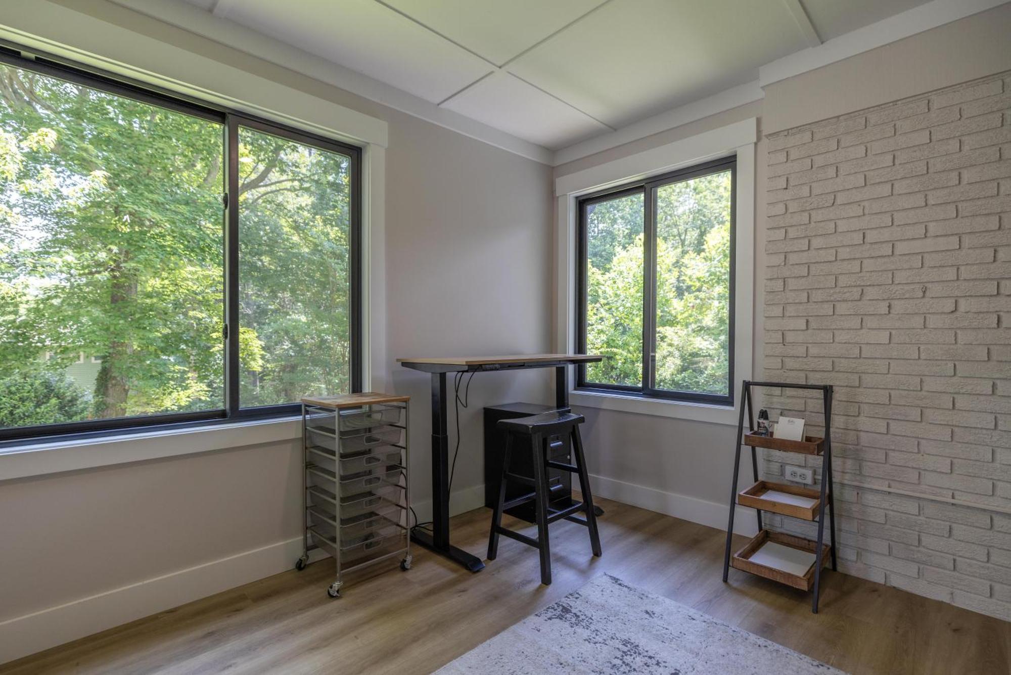 Willa Mid-Century Modern Impeccable Remodel With Hot Tub Asheville Zewnętrze zdjęcie